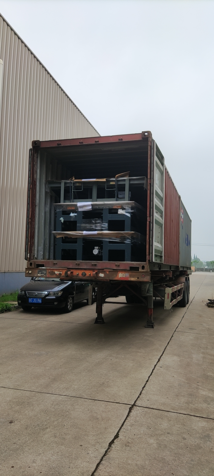 အမေရိကန်ဖောက်သည်များအတွက်ဟိုက်ဒရောလစ် Dock Leader ကိုထုပ်ပိုးခြင်းနှင့်တင်ပို့ခြင်း